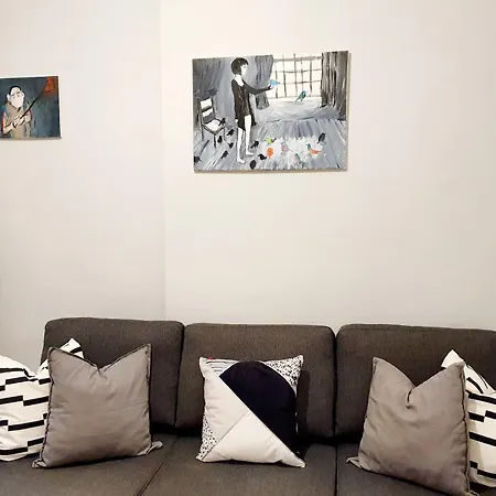 2026 Downtown Apartment *